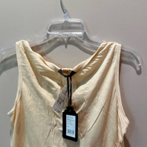 Numph Vanilla Tank Size 38 (Small) with charming abstract design on front - Picture 3 of 3